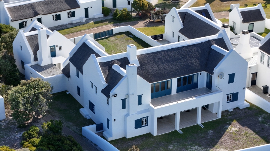5 Bedroom Property for Sale in Struisbaai Western Cape